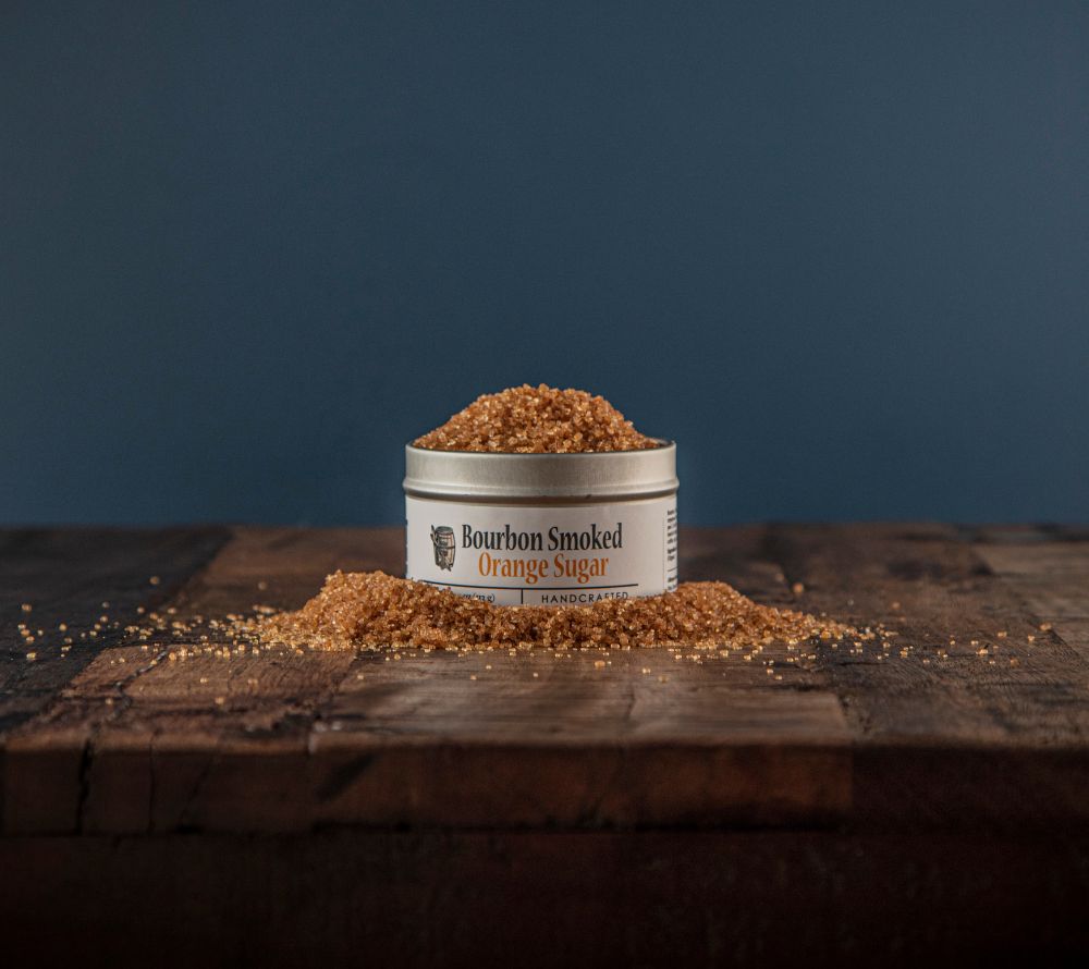 Bourbon Smoked Orange Sugar von Bourbon Barrel Foods bei American Heritage – geräucherter Zucker mit Orangenschale für Desserts, Kaffee, Tee & Cocktails.