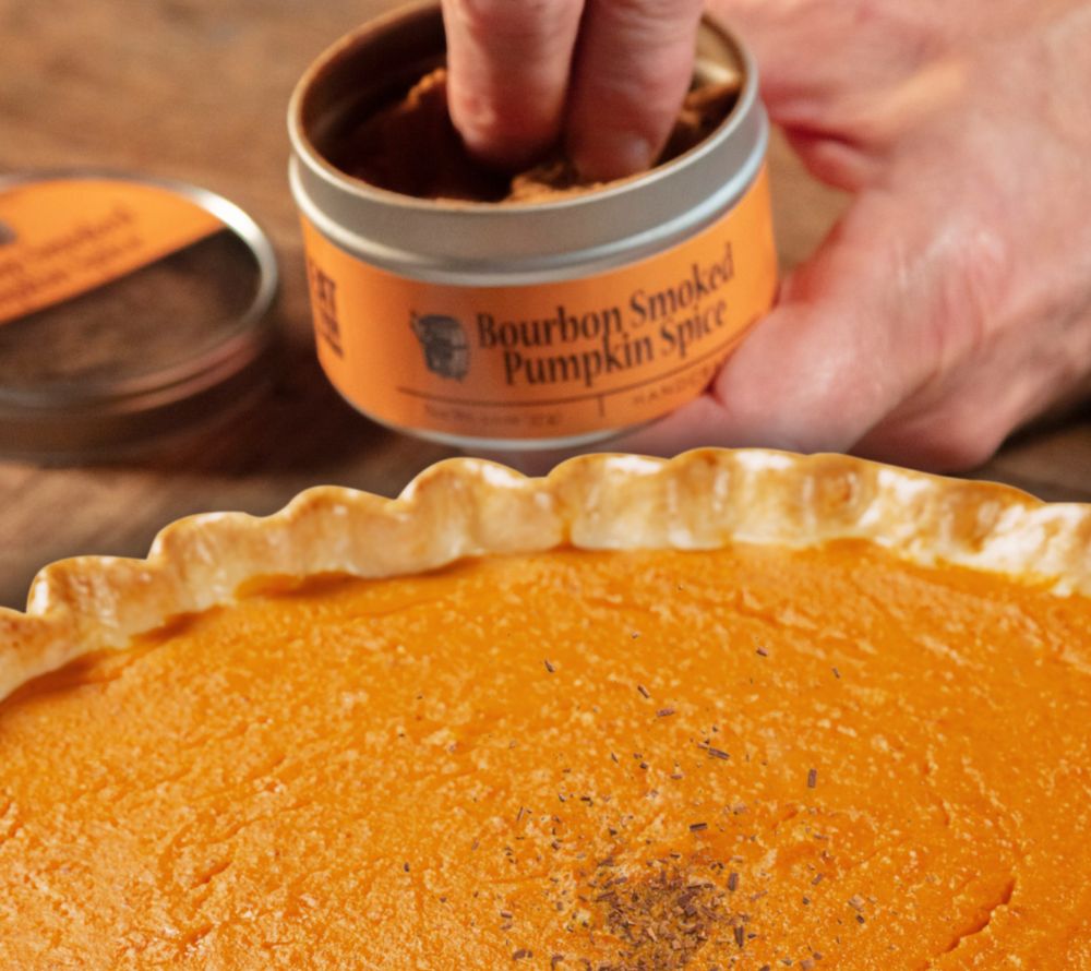 Bourbon Smoked Pumpkin Spice: Klassische Gewürze mit rauchigem Bourbon-Twist. Ideal für Desserts, Kaffee & herbstliche Gerichte. Jetzt probieren!