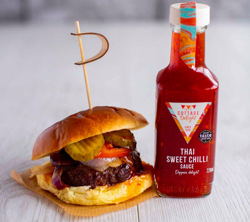 Thai Sweet Chilli Sauce: süß, würzig & leicht scharf. Perfekt für Dips, Geflügel und Fisch – vegan, glutenfrei & vielseitig.