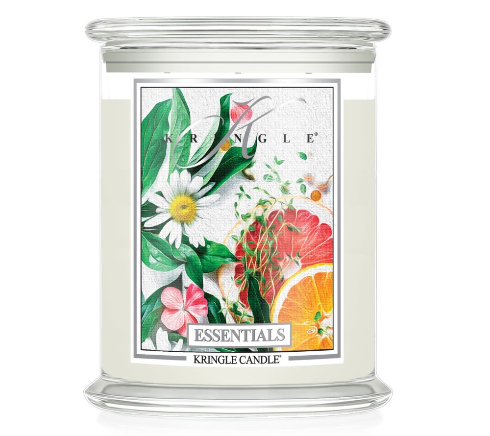 Kringle Candle Essentials Duftkerze mit 3-Dochten als Freisteller auf weißem Hintergrund