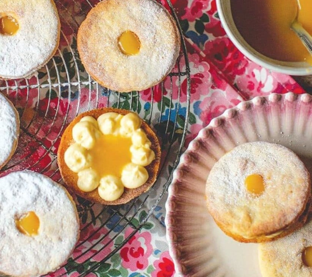 Tangy Orange All Butter Curd von Cottage Delight kaufen | Englische Orangencreme mit Butter | Handgemacht & extra fruchtig | Für Brot, Scones, Desserts | EU-weiter Versand