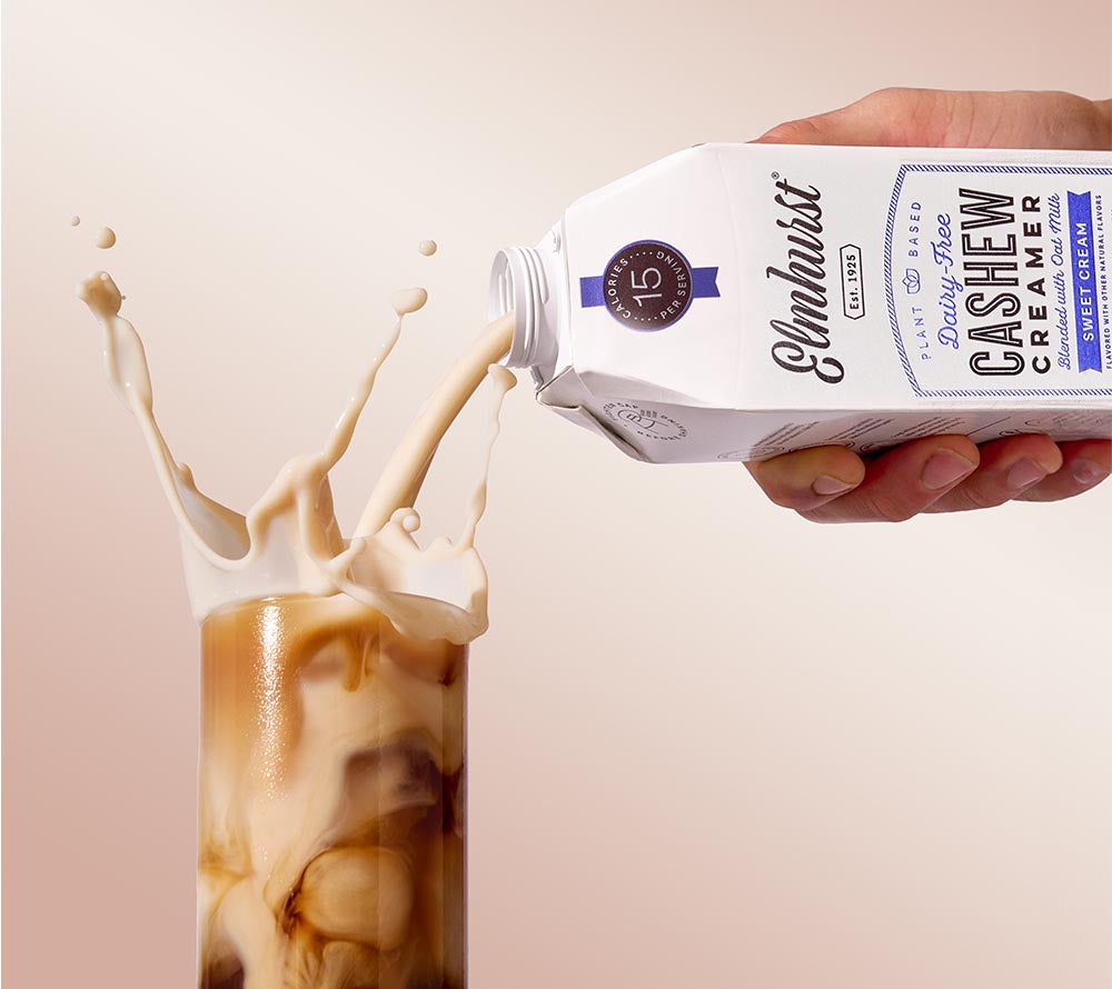 Genießen Sie den pflanzlichen Sweet Cream Cashew Creamer von Elmhurst – vegan, laktosefrei & ohne Zusatzstoffe. Ideal für Kaffee, Tee & Smoothies.