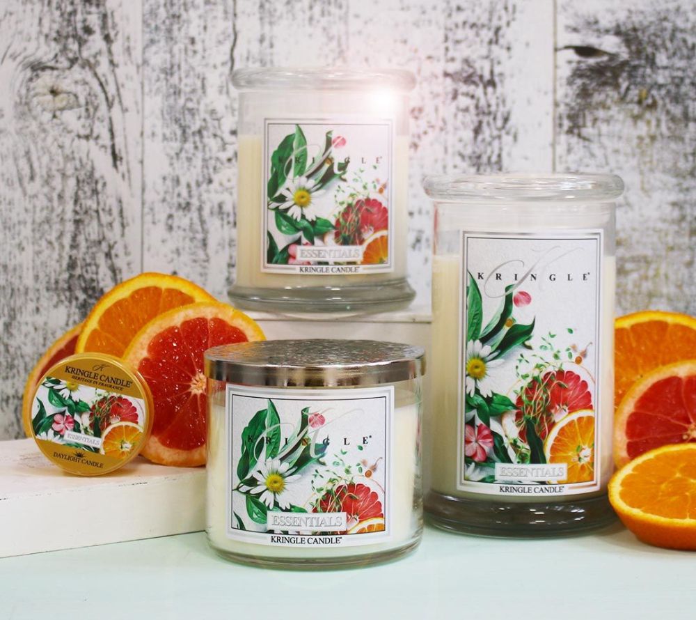 
                  
                    Essentials Duftkerze von Kringle Candle online kaufen – Grapefruit, Pfirsich & Bergamotte Duft
                  
                