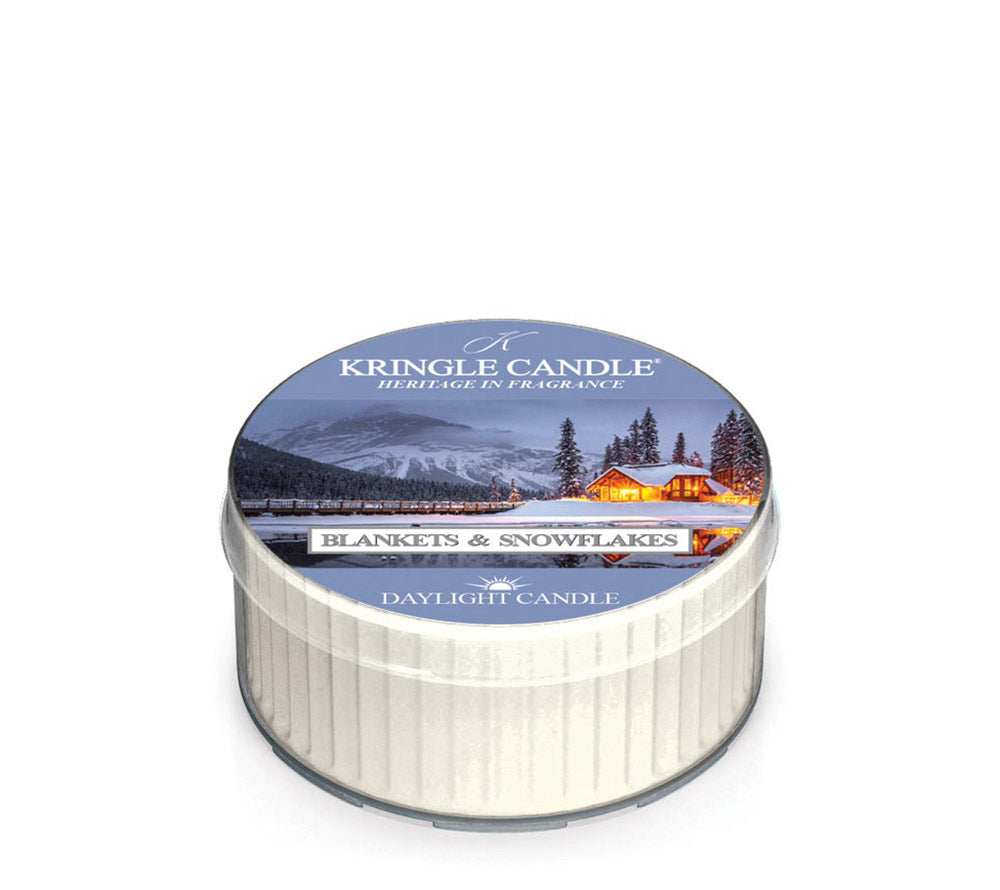 
                  
                    Blankets & Snowflakes Duftkerze von Kringle Candle kaufen – Kaschmir, Pfeffer & Lavendel Duft
                  
                